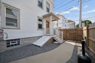 185 Richmond St, New Bedford, MA 02740 - Photo 13