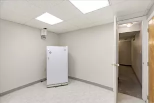 18 Scott Hollow Dr, Holyoke, MA 01040 - Photo 37