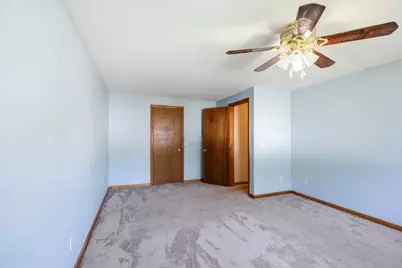 18 Scott Hollow Dr, Holyoke, MA 01040 - Photo 25