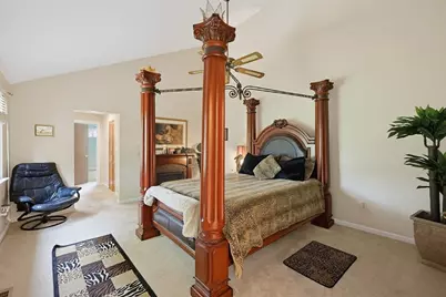 25 Country Club Ln #D, Milford, MA 01757 - Photo 15