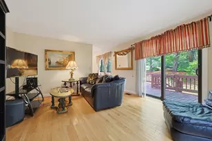 25 Country Club Ln, Milford, MA 01757 - Photo 11