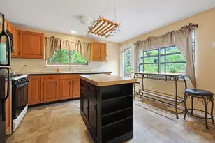 25 Country Club Ln, Milford, MA 01757 - Photo 5