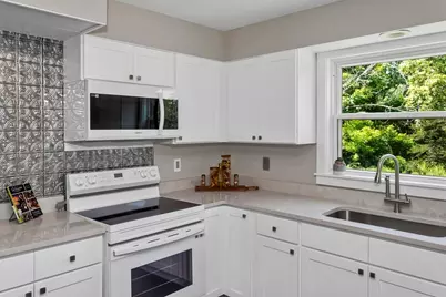 184 Pitcher St, Montgomery, MA 01085 - Photo 15