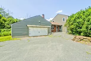 184 Pitcher St, Montgomery, MA 01085 - Photo 3