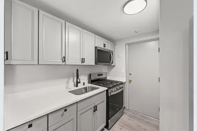 345 Pawtucket Blvd #14, Lowell, MA 01854 - Photo 9