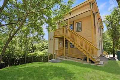 8 Sheldon St, Fitchburg, MA 01420 - Photo 3