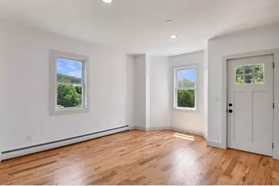 8 Sheldon St, Fitchburg, MA 01420 - Photo 27