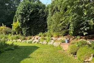 17 Atwater Pl, West Brookfield, MA 01585 - Photo 23