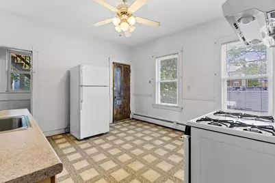 96 Ruthven St, Boston, MA 02121 - Photo 21
