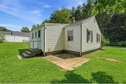 289 Southampton Rd, Holyoke, MA 01040 - Photo 23