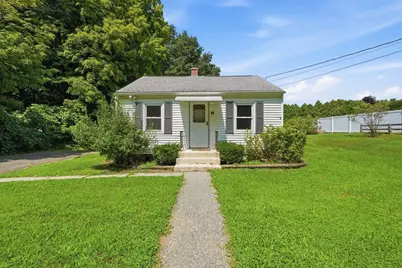 289 Southampton Rd, Holyoke, MA 01040 - Photo 1