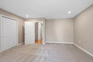 38 Farmland Rd, Lowell, MA 01850 - Photo 15