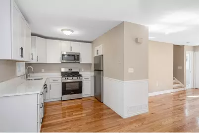 38 Farmland Rd #C, Lowell, MA 01850 - Photo 7