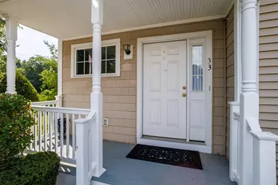 33 Freedom Cir #33, Pembroke, MA 02359 - Photo 3