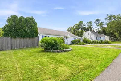 2 Howland Ct, Middleborough, MA 02346 - Photo 3