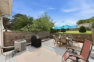 86 Corey Colonial, Agawam, MA 01001 - Photo 29