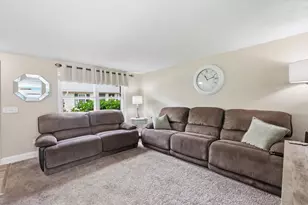 86 Corey Colonial, Agawam, MA 01001 - Photo 5