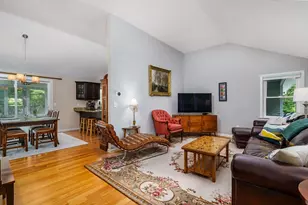 167 Willow St, Acton, MA 01720 - Photo 5