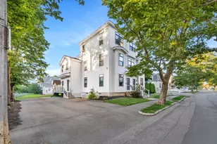 49 A Chestnut St, Wakefield, MA 01880 - Photo 3