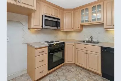 40 Whitman Road #B-2, Waltham, MA 02453 - Photo 3