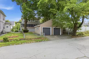 34 Daniels St, Lowell, MA 01852 - Photo 37
