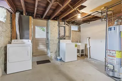 34 Daniels St #34, Lowell, MA 01852 - Photo 29