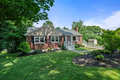 35 Malden St, Quincy, MA 02169 - Photo 1
