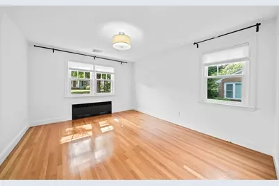 35 Malden St, Quincy, MA 02169 - Photo 17