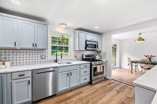 38 Ruthellen Rd, Chelmsford, MA 01824 - Photo 9