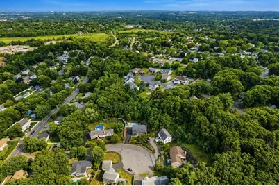 4 Waldingfield Ln, Peabody, MA 01960 - Photo 3
