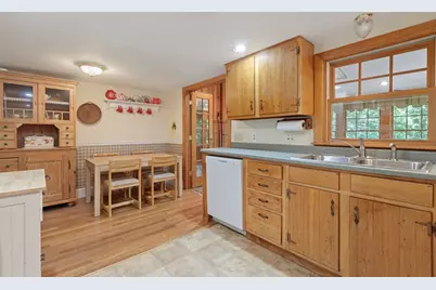 67 Summer St, Foxboro, MA 02035 - Photo 13