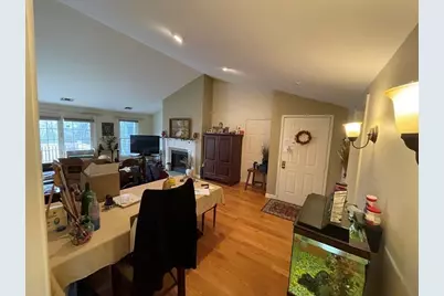 28 Essex Green Lane #D, Peabody, MA 01960 - Photo 11
