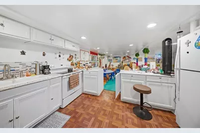 330 Lake St, Shrewsbury, MA 01545 - Photo 15