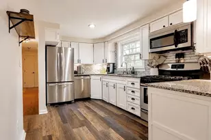 59 Ayer St, Methuen, MA 01844 - Photo 9