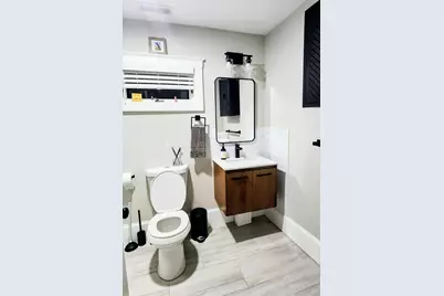 26 Vera St, Revere, MA 02151 - Photo 15