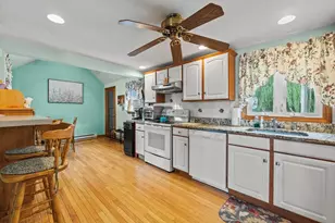 14 Richard Cir, Woburn, MA 01801 - Photo 19
