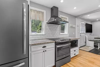 206 Old Dean St, Norton, MA 02766 - Photo 15