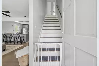 706 Russells Mills Rd, Dartmouth, MA 02748 - Photo 15