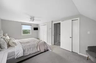 706 Russells Mills Rd, Dartmouth, MA 02748 - Photo 23