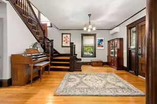 66 Mt Vernon St, Melrose, MA 02176 - Photo 3