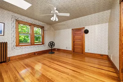 66 Mount Vernon St, Melrose, MA 02176 - Photo 11