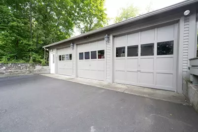 66 Mount Vernon St, Melrose, MA 02176 - Photo 15