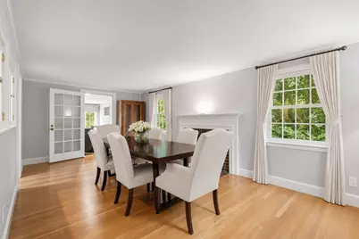 42 Sheridan Rd, Wellesley, MA 02481 - Photo 5