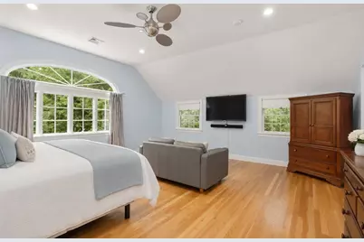 42 Sheridan Rd, Wellesley, MA 02481 - Photo 19