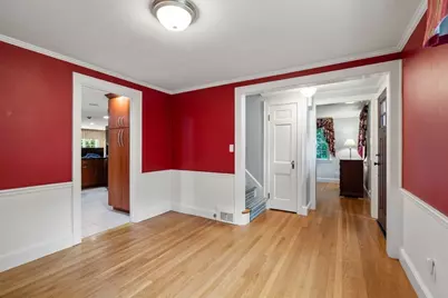 42 Sheridan Rd, Wellesley, MA 02481 - Photo 3