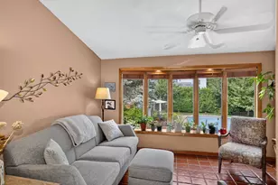 166 Waverly Ave, Melrose, MA 02176 - Photo 13