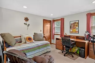 166 Waverly Ave, Melrose, MA 02176 - Photo 17