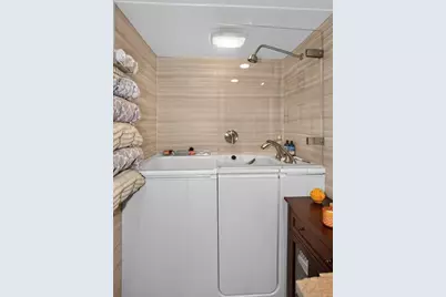 166 Waverly Avenue, Melrose, MA 02176 - Photo 21