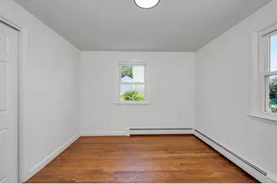 68 Waldo St, Lowell, MA 01852 - Photo 13