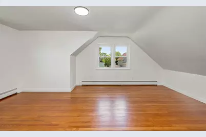 68 Waldo St, Lowell, MA 01852 - Photo 19